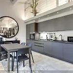 Tamara & Clotilde Apartments By Mamo Florence
